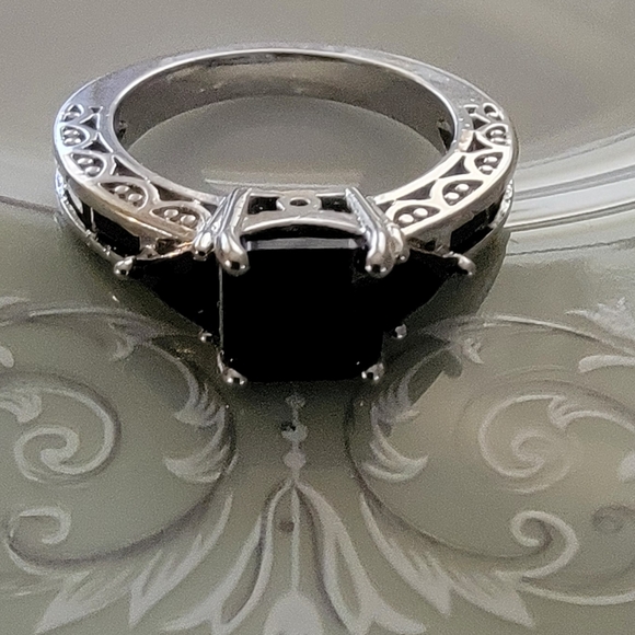 Black Zircon Eternity Ring. Size 7. NwT* - Picture 3 of 9